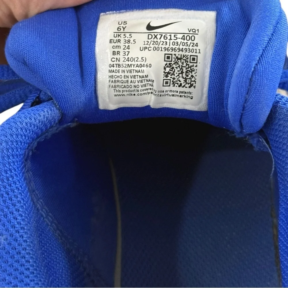 SOLD Nike Kids Star Runner 4 Lace Up Running Shoes Sneakers Size 6 Blue White - Picture 8 of 10